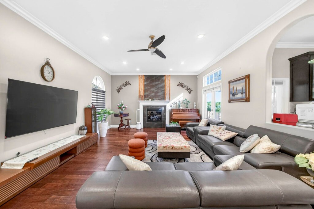 Home insdie (17 of 39)